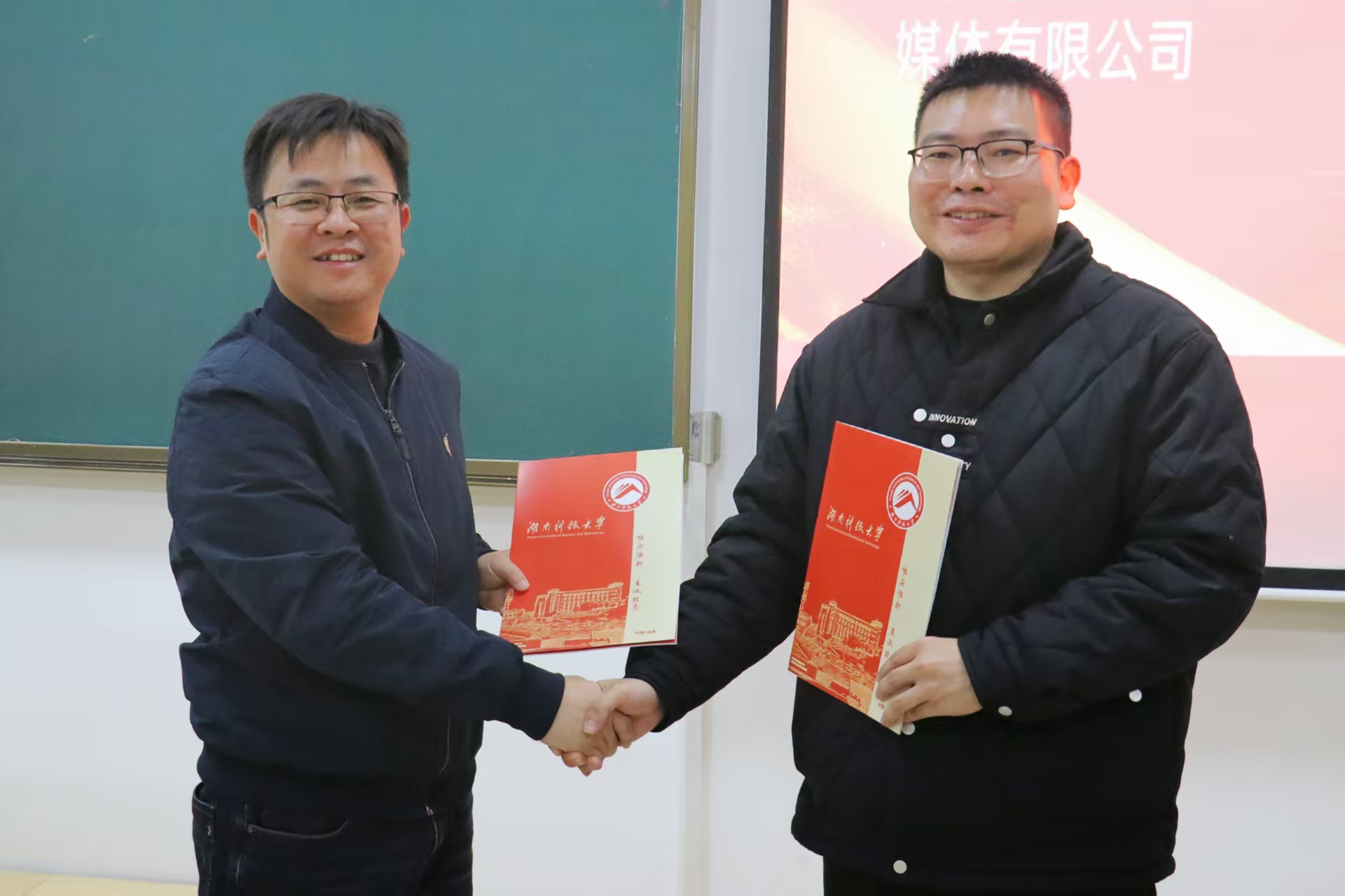 994c77535f714b908ac294f780d01888.jpg 994c77535f714b908ac294f780d01888.jpg